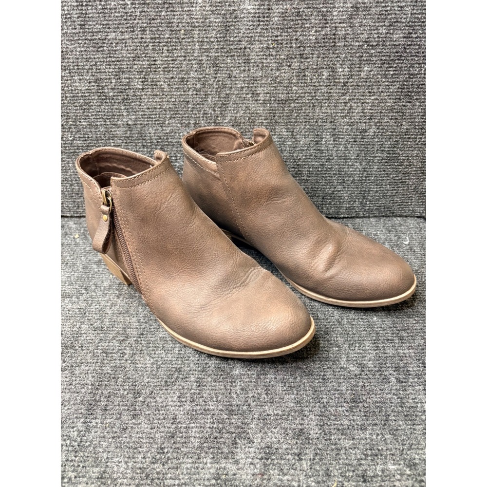 Arizona Jean Co Galen Taupe Brown Ankle Bootie Women 10M Round Toe Block Heel